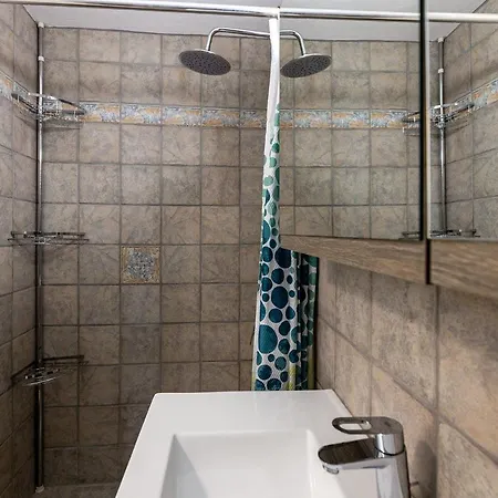 Holiday home Casa Nileas For Cycladic Summer Living Right On The Bay And Beach! Piso Livadi