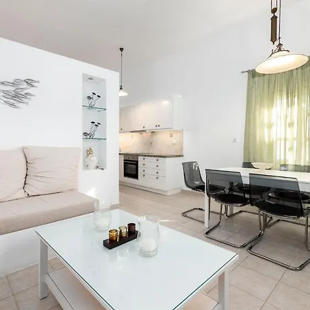 Holiday home Casa Nileas For Cycladic Summer Living Right On The Bay And Beach!