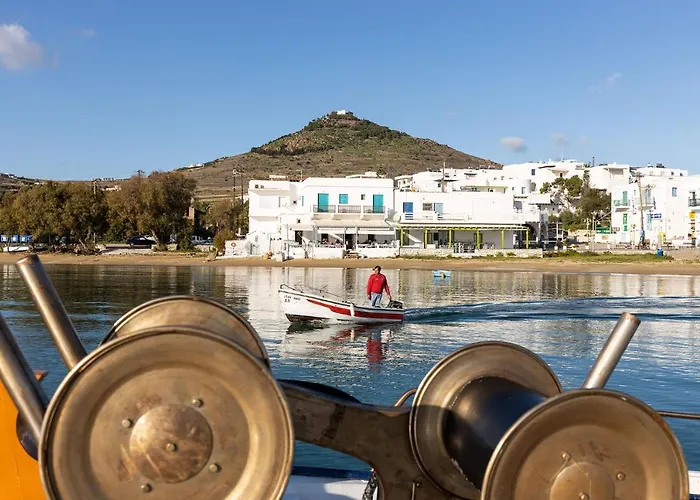 Casa Nileas For Cycladic Summer Living Right On The Bay And Beach! Piso Livadi