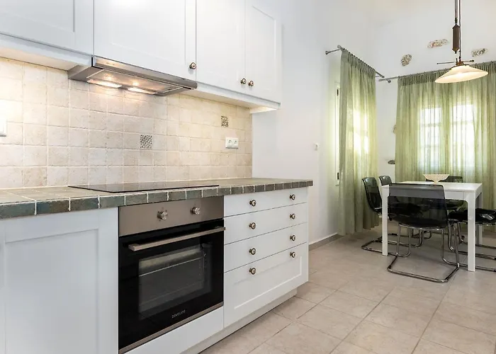 Casa Nileas For Cycladic Summer Living Right On The Bay And Beach! * Piso Livadi