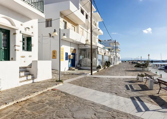 Casa Nileas For Cycladic Summer Living Right On The Bay And Beach! * Piso Livadi