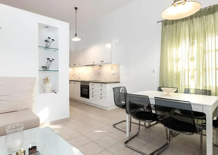 Casa Nileas For Cycladic Summer Living Right On The Bay And Beach! Casa vacanze Piso Livadi