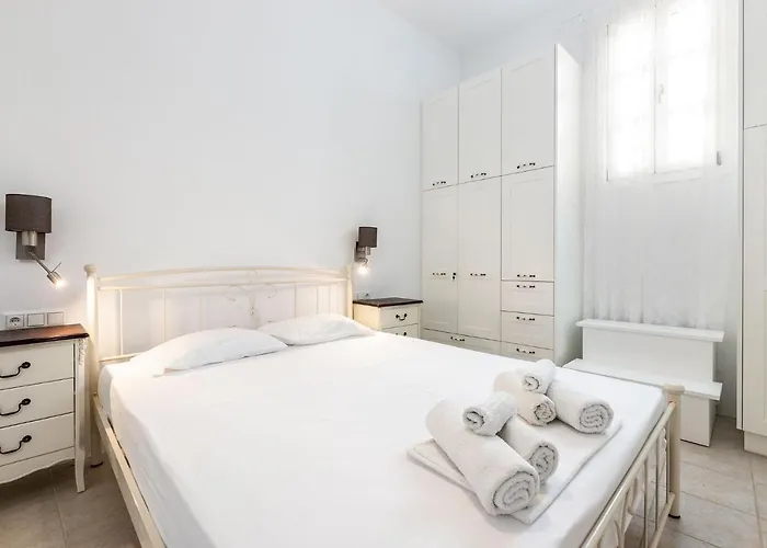 Casa vacanze Casa Nileas For Cycladic Summer Living Right On The Bay And Beach! Piso Livadi